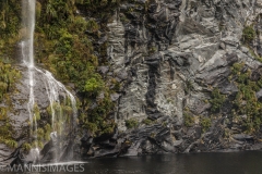 Waterfall Doubtful Sound 2